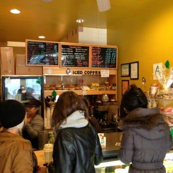 Jessi's Coffee Shop - chilly day - Coffee & Tea Near Me - Brooklyn, New York