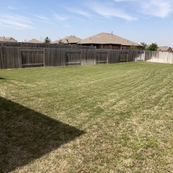 Kei Quality Company - Medium lawn mowed - Lawn Services Near Me Kei Quality Company - Medium lawn mowed - Lawn Services Near Me
