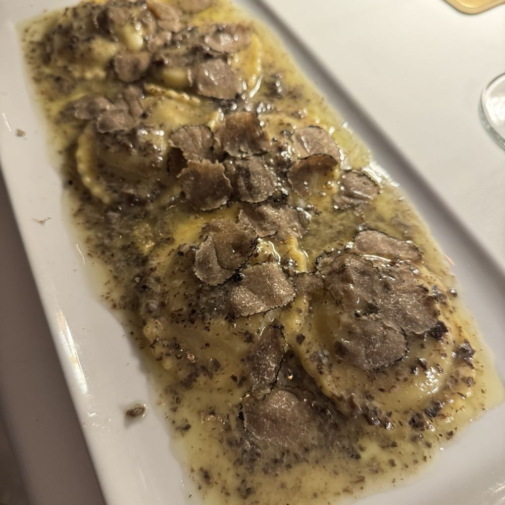 Locanda Veneta - Truffle Mushroom Pasta - Italian Near Me - Los Angeles, California Locanda Veneta - Truffle Mushroom Pasta - Italian Near Me - Los Angeles, California