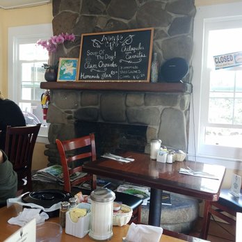 Avenue Cafe - Specials - Cafes Near Me - Capitola, California Avenue Cafe - Specials - Cafes Near Me - Capitola, California