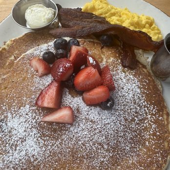 Cafe Vida - Buttermilk Pancakes - Breakfast & Brunch Near Me - Culver City, California Cafe Vida - Buttermilk Pancakes - Breakfast & Brunch Near Me - Culver City, California