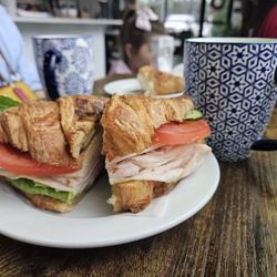 Kinder Kafe - Turkey sandwich