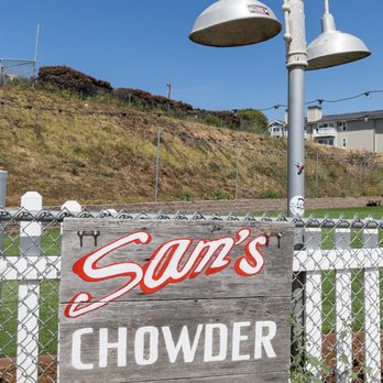 Sam's Chowder House - It's RIGHT ON the water! - Seafood Near Me - Half Moon Bay, California Sam's Chowder House - It's RIGHT ON the water! - Seafood Near Me - Half Moon Bay, California