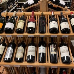 Gillette Ridge Wine & Spirits