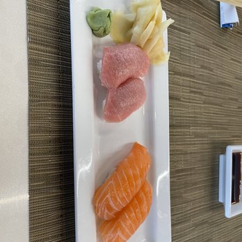 Wicker Park - Toro and sake nigiri - Sushi Bars Near Me - Chicago, Illinois Wicker Park - Toro and sake nigiri - Sushi Bars Near Me - Chicago, Illinois