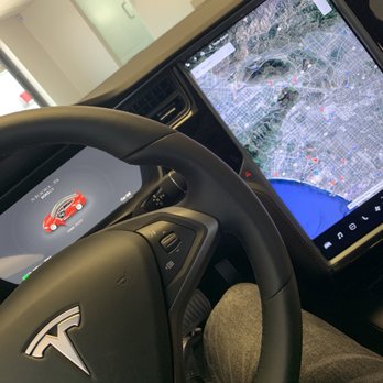 Tesla - Centinela - Tesla Model S interior - Car Dealers Near Me - Los Angeles, California