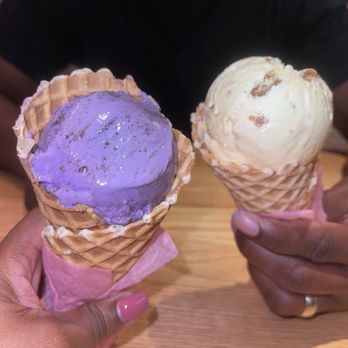Sampaguita - Ube Cookies 'N Cream & Mango Peach Pie - Ice Cream & Frozen Yogurt Near Me - Orlando, Florida Sampaguita - Ube Cookies 'N Cream & Mango Peach Pie - Ice Cream & Frozen Yogurt Near Me - Orlando, Florida