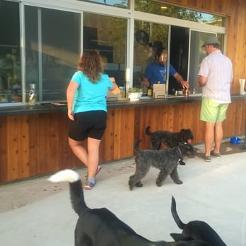Yard Bar - Walk up and order drinks - Bars Near Me - Austin, Texas Yard Bar - Walk up and order drinks - Bars Near Me - Austin, Texas