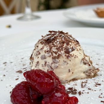 Il Cielo - Tiramisu - Italian Near Me - Beverly Hills, California