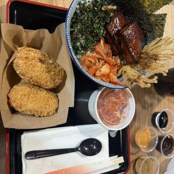 Kaidon - Grilled salmon bowl with a side of kimchi and croquets filled with curry - Japanese Near Me - West Covina, California
