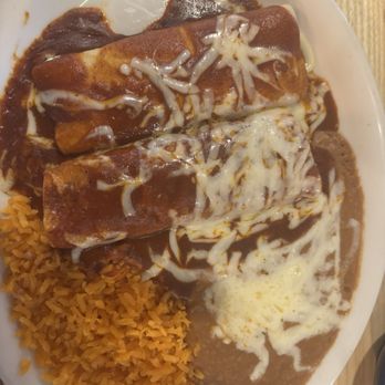 Señor Bird’s Tacos & Tequila Bar - Lunch enchiladas - Mexican Near Me - Lexington, South Carolina Señor Bird’s Tacos & Tequila Bar - Lunch enchiladas - Mexican Near Me - Lexington, South Carolina