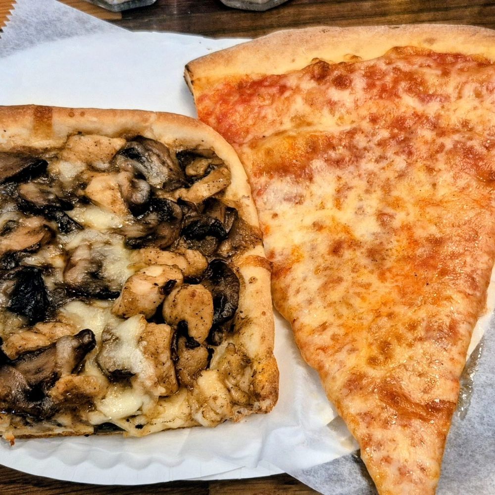 Villa Milano - 6-15-26. Chicken Marsala and a regular slice. Marsala slice had great flavor, good amount of chicken and mushrooms. Regular was good too. - Italian Near Me - Manhasset, New York Villa Milano - 6-15-26. Chicken Marsala and a regular slice. Marsala slice had great flavor, good amount of chicken and mushrooms. Regular was good too. - Italian Near Me - Manhasset, New York