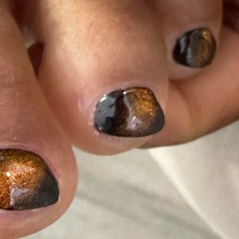 Alina Nail Studio - Cut, harder to see since covered with polish - Nail Technicians Near Me - Jacksonville, Florida