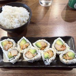 Spicy Yellowtail w/ Steamed Rice Spicy Yellowtail w/ Steamed Rice