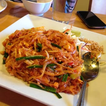 Thai Grata - Crabmeat pad thai - Thai Near Me - San Jose, California Thai Grata - Crabmeat pad thai - Thai Near Me - San Jose, California