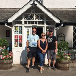 Clytha Arms - Great local pub to share a nice pint with the family or friends