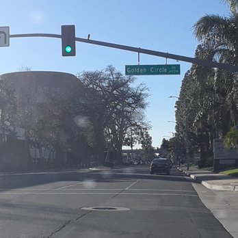 Angeles Optometric Center - Golden Circle & 4th st. - Optometrists Near Me - Tustin, California
