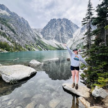 Colchuck Lake - Totally worth the trek! - Hiking Near Me - Leavenworth, Washington Colchuck Lake - Totally worth the trek! - Hiking Near Me - Leavenworth, Washington