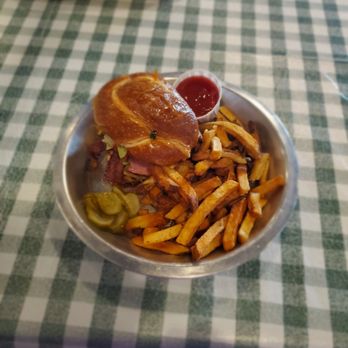 Rodeo Goat - Burgers Near Me - Dallas, Texas Rodeo Goat - Burgers Near Me - Dallas, Texas