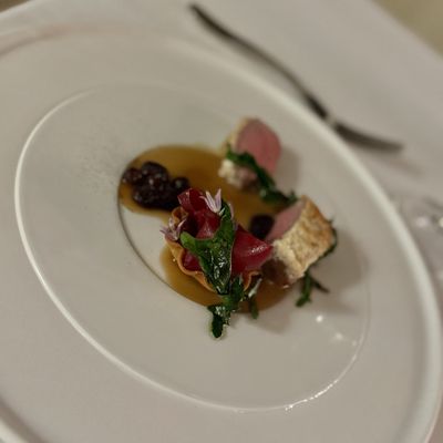 The Restaurant at JUSTIN by null