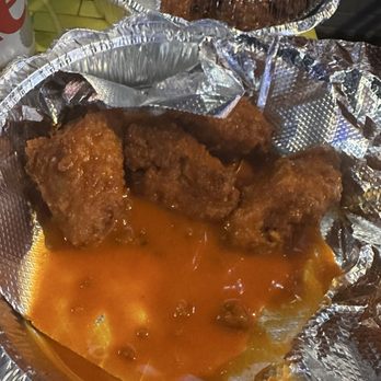 After Hour Pizza - Wings: hot flavor it was good 3.5/5 - Pizza Near Me - Las Vegas, Nevada After Hour Pizza - Wings: hot flavor it was good 3.5/5 - Pizza Near Me - Las Vegas, Nevada