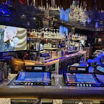 Fireside Lounge - Bars Near Me - Reno, Nevada Fireside Lounge - Bars Near Me - Reno, Nevada