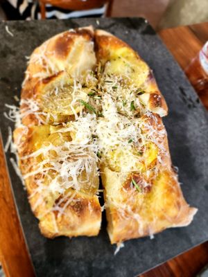 Serious Pie Totem Lake by null