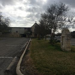 Holy Cross Lutheran Church