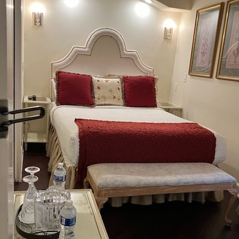 The Kenwood Inn - another 1st floor BR - Bed & Breakfast Near Me - Saint Augustine, Florida The Kenwood Inn - another 1st floor BR - Bed & Breakfast Near Me - Saint Augustine, Florida