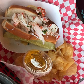 Brooklyn Crab - Jumbo crab roll - 2.5 star - Seafood Near Me - Brooklyn, New York