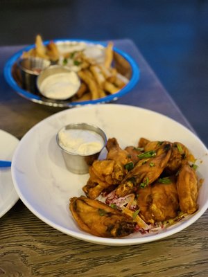 Waikiki brewing company tsunami fries