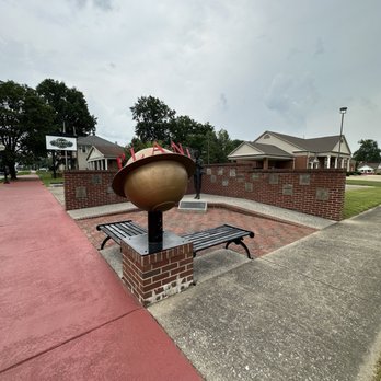 Noel Neill Statue - Landmarks & Historical Buildings Near Me - Metropolis, Illinois Noel Neill Statue - Landmarks & Historical Buildings Near Me - Metropolis, Illinois