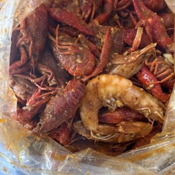Smashin Crab - 3LBS Crawfish SPECIAL - Seafood Near Me - San Antonio, Texas