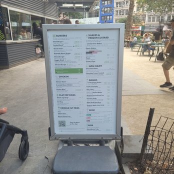 Shake Shack Madison Square Park - Fast Food Near Me - New York, New York