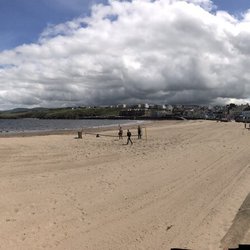 Peel Beach - Panoramic photo of Peel Beach...