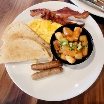 Foxhole Culinary Tavern - New American Near Me - Austin, Texas Foxhole Culinary Tavern - New American Near Me - Austin, Texas