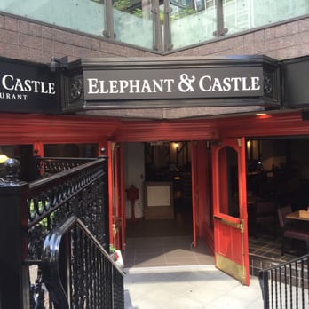 Elephant & Castle - Sitting outside - British Near Me - Seattle, Washington