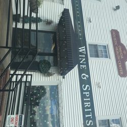 Country Roads Wine & Spirits