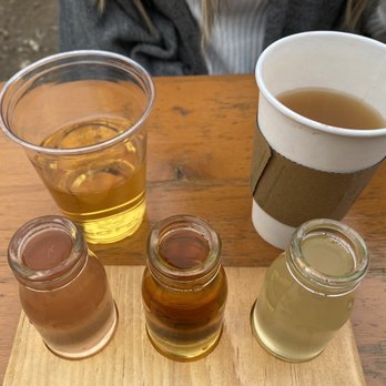 Farmhaus Cider Co. - Flight & Hot Cider - Cideries Near Me - Hudsonville, Michigan Farmhaus Cider Co. - Flight & Hot Cider - Cideries Near Me - Hudsonville, Michigan
