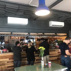 Le Petit - Inside