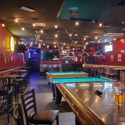 Smog Cutter Lounge - The pool tables