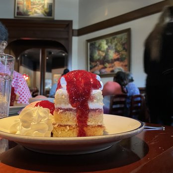 Winston's Grille - Strawberry shortcake with homemade strawberry ice cream - American Near Me - Raleigh, North Carolina Winston's Grille - Strawberry shortcake with homemade strawberry ice cream - American Near Me - Raleigh, North Carolina
