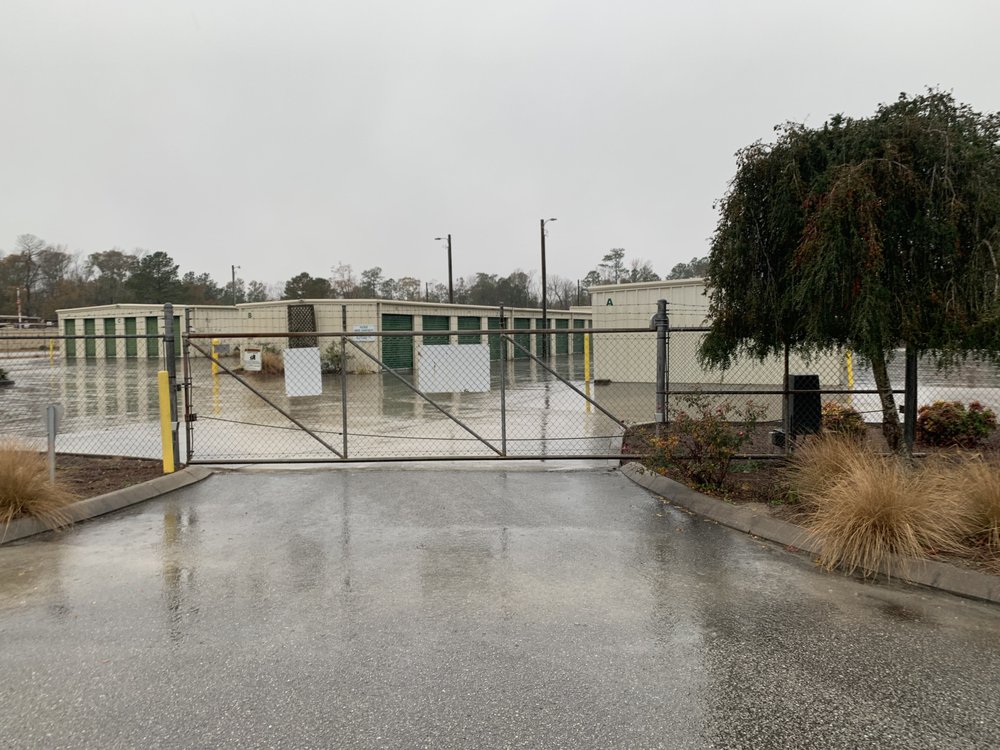 STORAGE KING USA Updated September 2024 10 Photos 20 Edgewood Ln