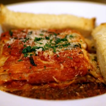 Catelli's - Award winning lasagna - New American Near Me - Geyserville, California