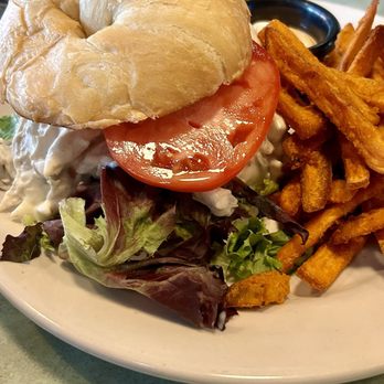 Flying Saucer - Chicken salad Sando w/ sweet potato fries - Breakfast & Brunch Near Me - Chicago, Illinois Flying Saucer - Chicken salad Sando w/ sweet potato fries - Breakfast & Brunch Near Me - Chicago, Illinois