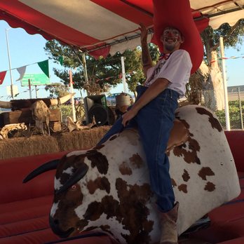 Prancer's Pumpkin Village - They have a Rodeo clown this year - Christmas Trees Near Me - Ventura, California Prancer's Pumpkin Village - They have a Rodeo clown this year - Christmas Trees Near Me - Ventura, California
