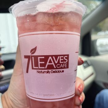 7 Leaves Cafe - Strawberry Hibiscus Tea - Bubble Tea Near Me - Cupertino, California