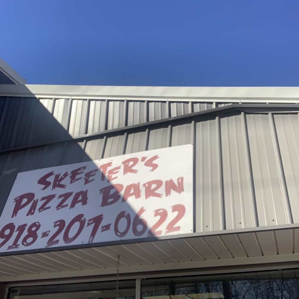 The Barn - It has pizza from 11-8 - Convenience Stores Near Me - Park Hill, Oklahoma The Barn - It has pizza from 11-8 - Convenience Stores Near Me - Park Hill, Oklahoma