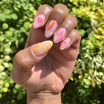 Glow Nails Boutique - Dipping Powder- Natural Medium Hand Painted Nail Art - Nail Salons Near Me - Chicago, Illinois Glow Nails Boutique - Dipping Powder- Natural Medium Hand Painted Nail Art - Nail Salons Near Me - Chicago, Illinois