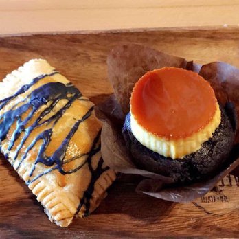 Cafe 86 - Ube Poptart & Ube/Flan Cupcake, the picture doesn't do it justice. But trust me, it's amazing!!! - Desserts Near Me - Artesia, California